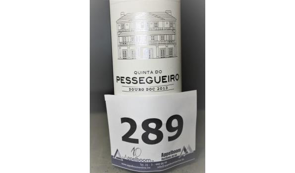 10 flessen wijn Pessegueiro 2013